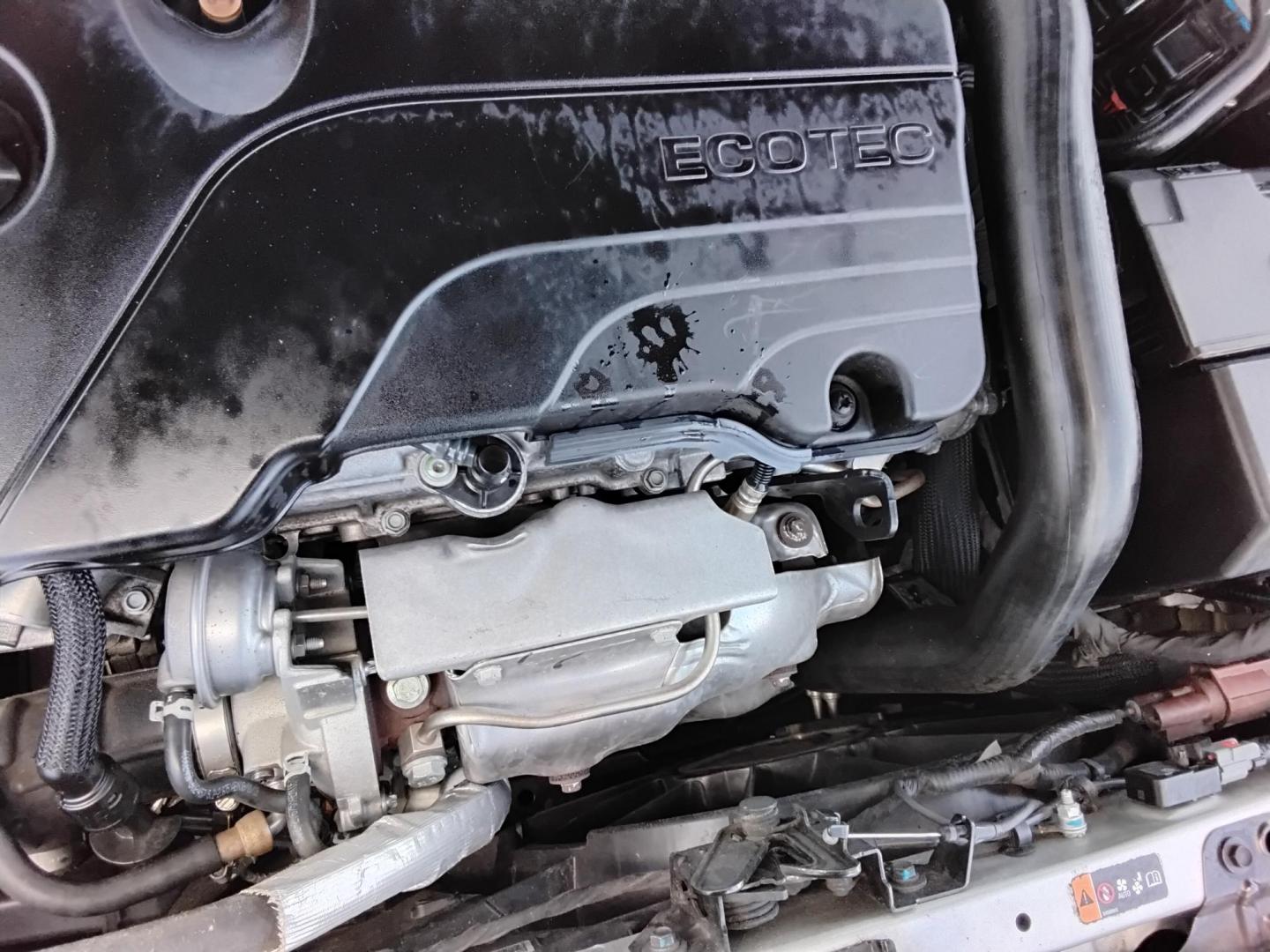 2020 SILVER /Black Chevrolet Malibu LT (1G1ZD5ST8LF) with an 1.5L L4 DOHC 16V engine, 6A transmission, located at 6112 N Florida Avenue, Tampa, FL, 33604, (888) 521-5131, 27.954929, -82.459534 - $499 DOWN PLUS TAX & TAG.- Photo#16