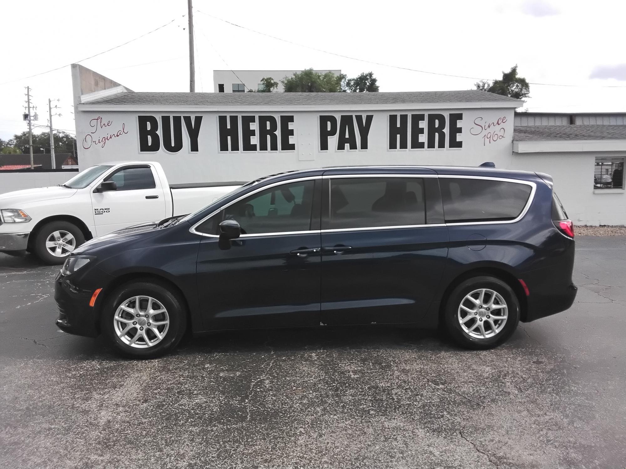 2017 Chrysler Pacifica Touring