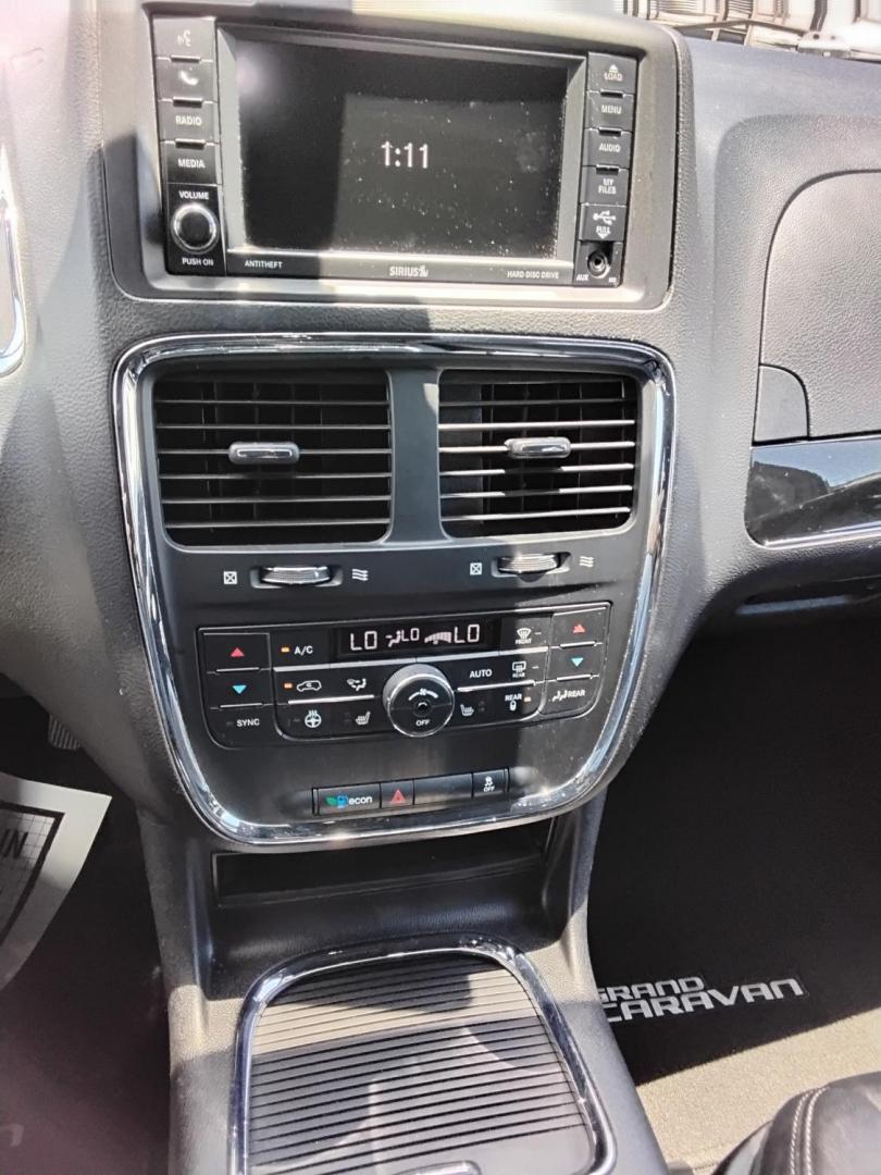 2016 BLACK /Grey Dodge Grand Caravan SXT (2C4RDGCG7GR) with an 3.6L V6 DOHC 24V engine, 6A transmission, located at 6112 N Florida Avenue, Tampa, FL, 33604, (888) 521-5131, 27.954929, -82.459534 - $499 down plus tax & tag.- Photo#14