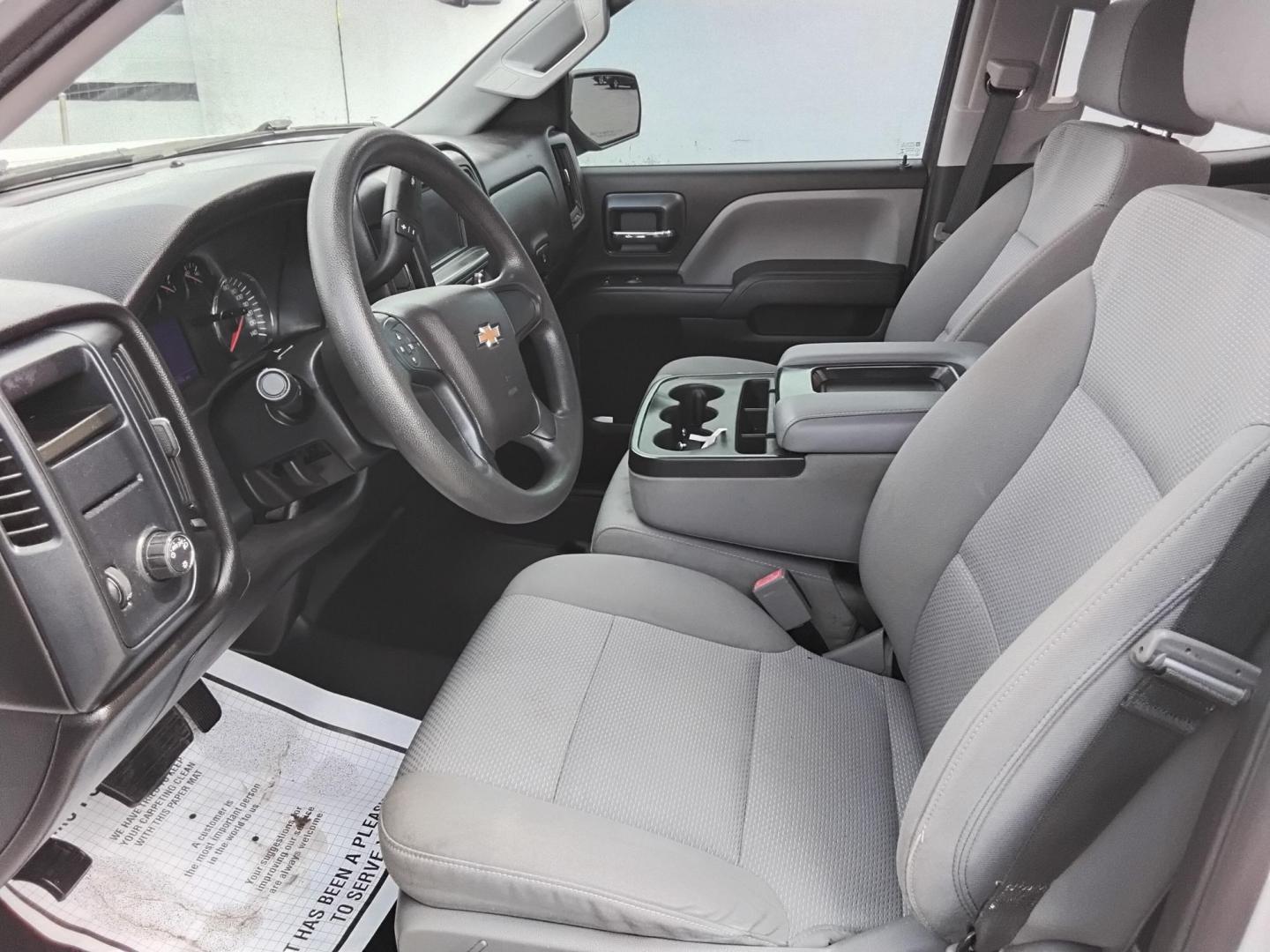 2018 White /Grey Chevrolet Silverado 1500 Work Truck Double Cab 2WD (1GCRCNEC8JZ) with an 5.3L V8 OHV 16V engine, 6A transmission, located at 6112 N Florida Avenue, Tampa, FL, 33604, (888) 521-5131, 27.954929, -82.459534 - $499 PLUS TAX & TAG.- Photo#9