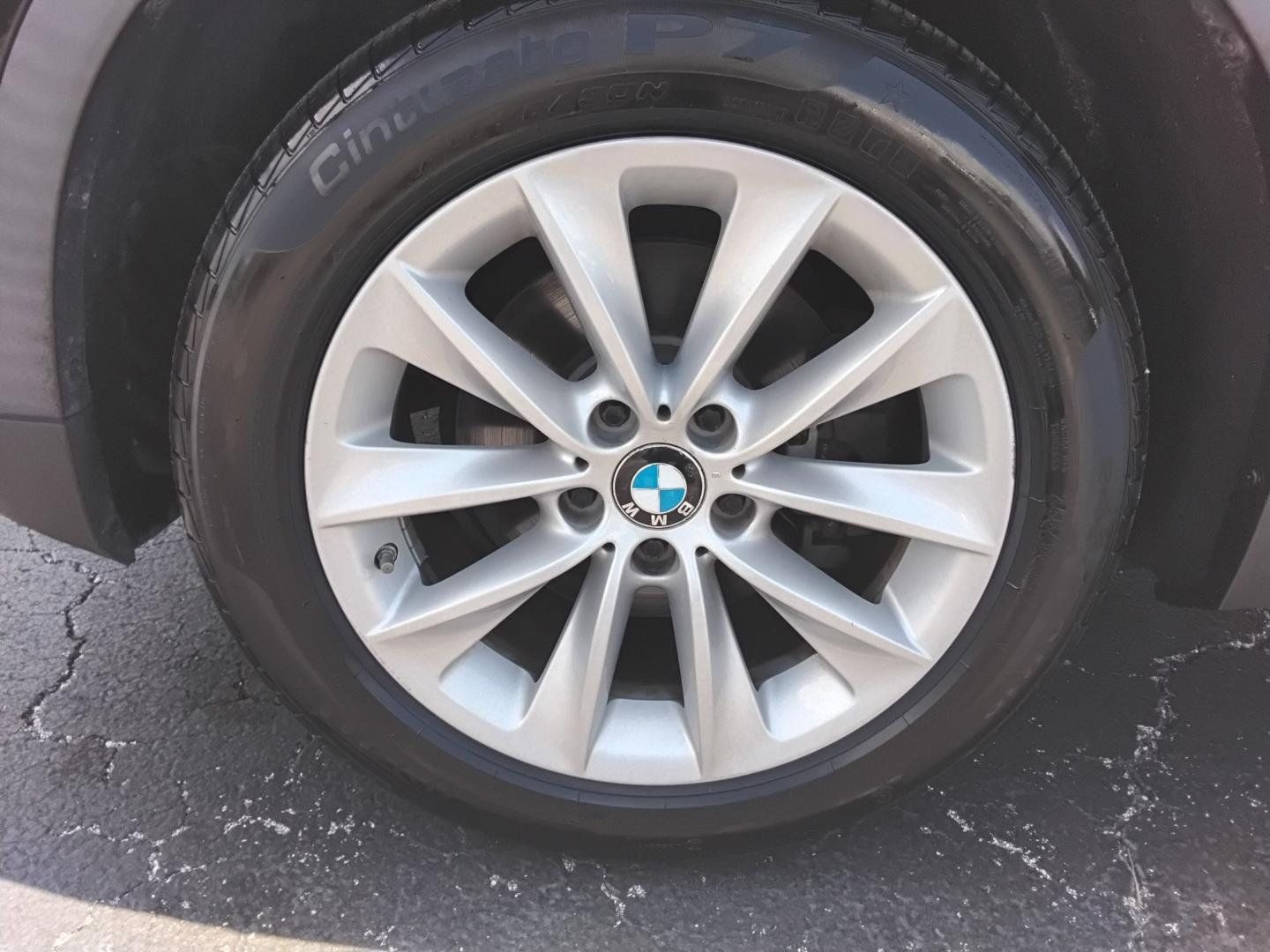 2017 BLACK /Beige BMW X3 sDrive28i (5UXWZ7C54H0) with an 2.0L L4 DOHC 16V engine, 8A transmission, located at 6112 N Florida Avenue, Tampa, FL, 33604, (888) 521-5131, 27.954929, -82.459534 - $499 down plus tax & tag.- Photo#13