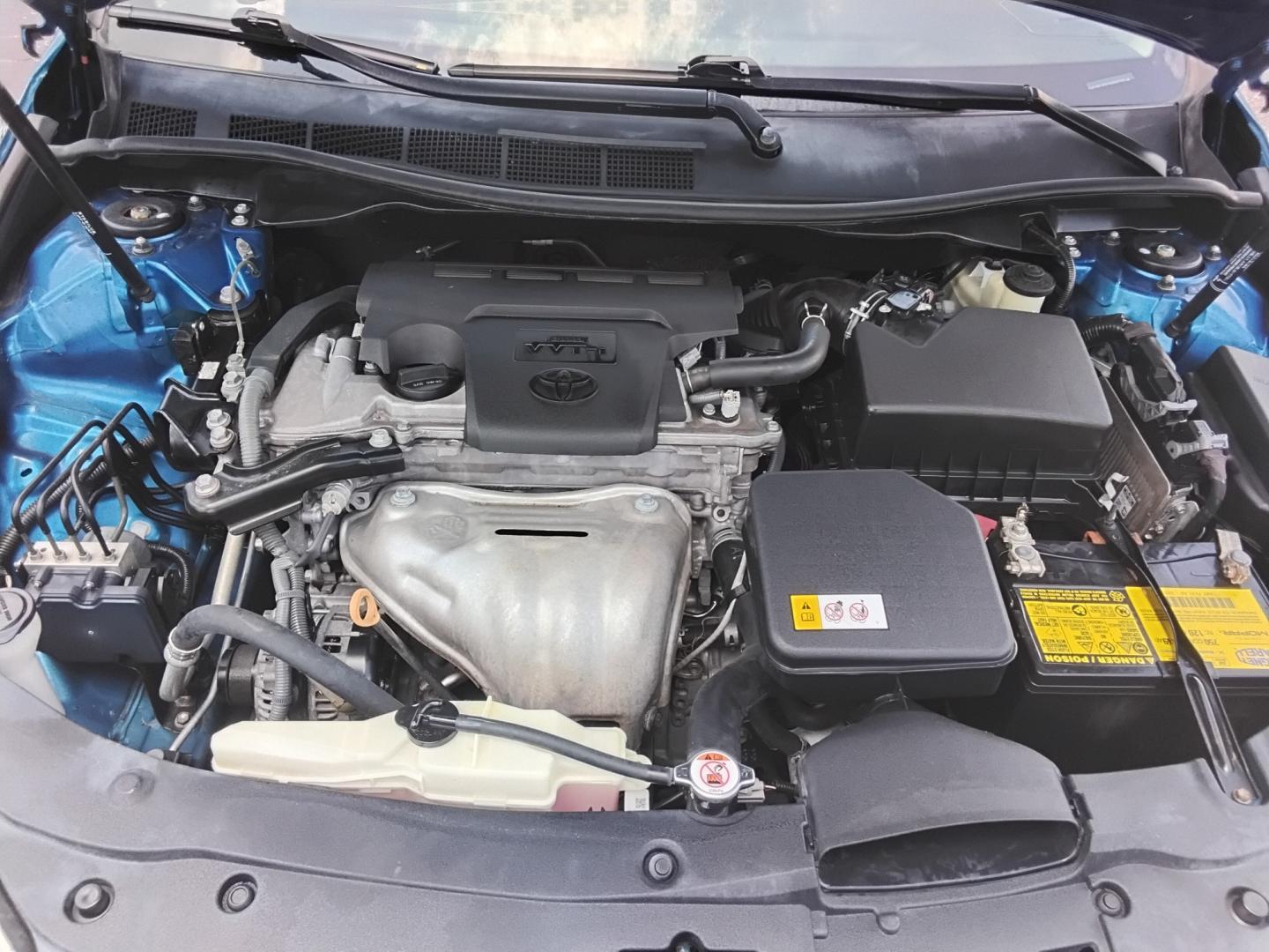 2017 BLUE /Black Toyota Camry SE (4T1BF1FK7HU) with an 2.5L L4 DOHC 16V engine, 6A transmission, located at 6112 N Florida Avenue, Tampa, FL, 33604, (888) 521-5131, 27.954929, -82.459534 - $499 down plus tax & tag.- Photo#11