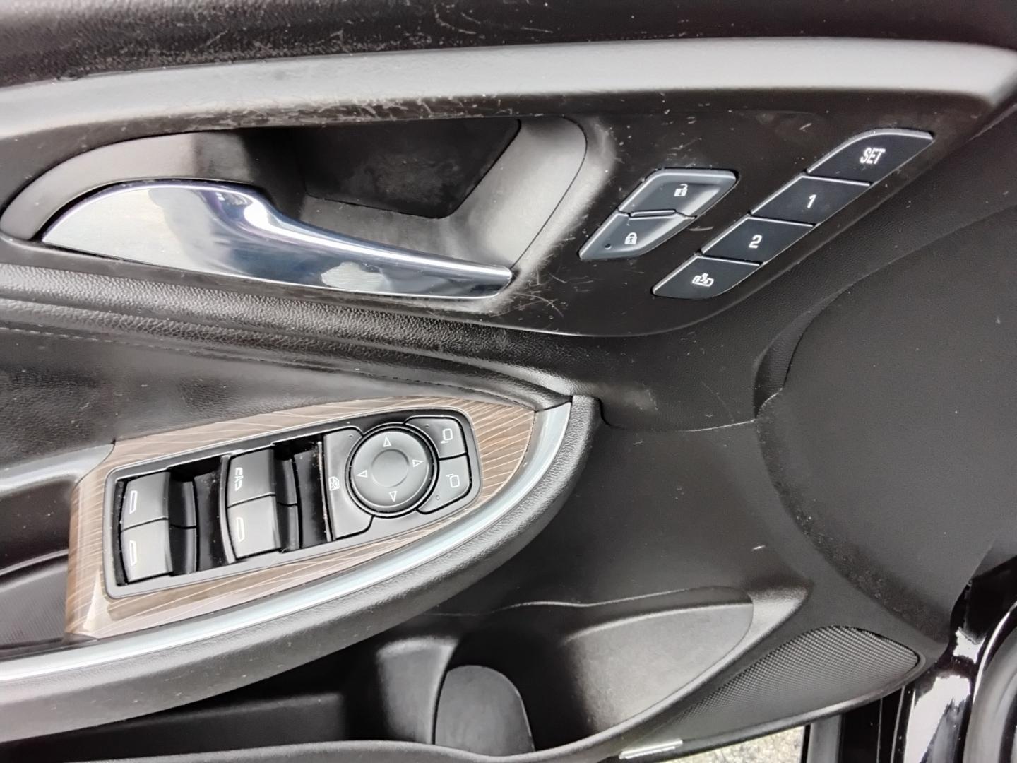 2016 BLACK /BLACK Chevrolet Malibu 2LZ (1G1ZH5SX4GF) with an 2.0L L4 DOHC 16V engine, 6A transmission, located at 6112 N Florida Avenue, Tampa, FL, 33604, (888) 521-5131, 27.954929, -82.459534 - $499 DOWN PLUS TAX & TAG.- Photo#23