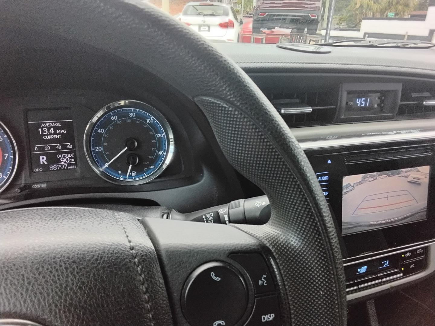 2019 BLACK /Beige Toyota Corolla L CVT (5YFBURHE5KP) with an 1.8L L4 DOHC 16V engine, CVT transmission, located at 6112 N Florida Avenue, Tampa, FL, 33604, (888) 521-5131, 27.954929, -82.459534 - $499 DOWN PLUS TAX & TAG.- Photo#7