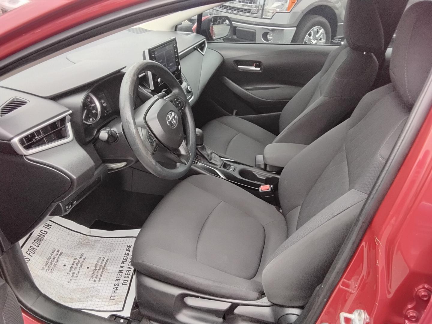 2021 RED /Grey Toyota Corolla LE (5YFEPMAE7MP) with an 1.8L L4 DOHC 16V engine, CVT transmission, located at 6112 N Florida Avenue, Tampa, FL, 33604, (888) 521-5131, 27.954929, -82.459534 - $499 DOWN PLUS TAX & TAG.- Photo#8