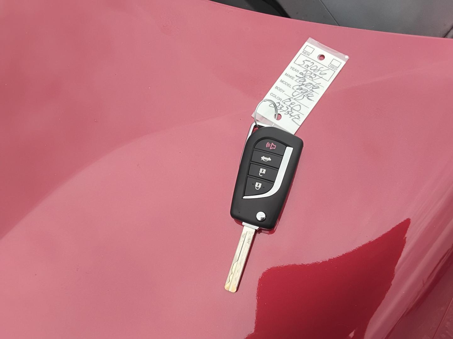 2021 RED /Grey Toyota Corolla LE (5YFEPMAE7MP) with an 1.8L L4 DOHC 16V engine, CVT transmission, located at 6112 N Florida Avenue, Tampa, FL, 33604, (888) 521-5131, 27.954929, -82.459534 - $499 DOWN PLUS TAX & TAG.- Photo#12