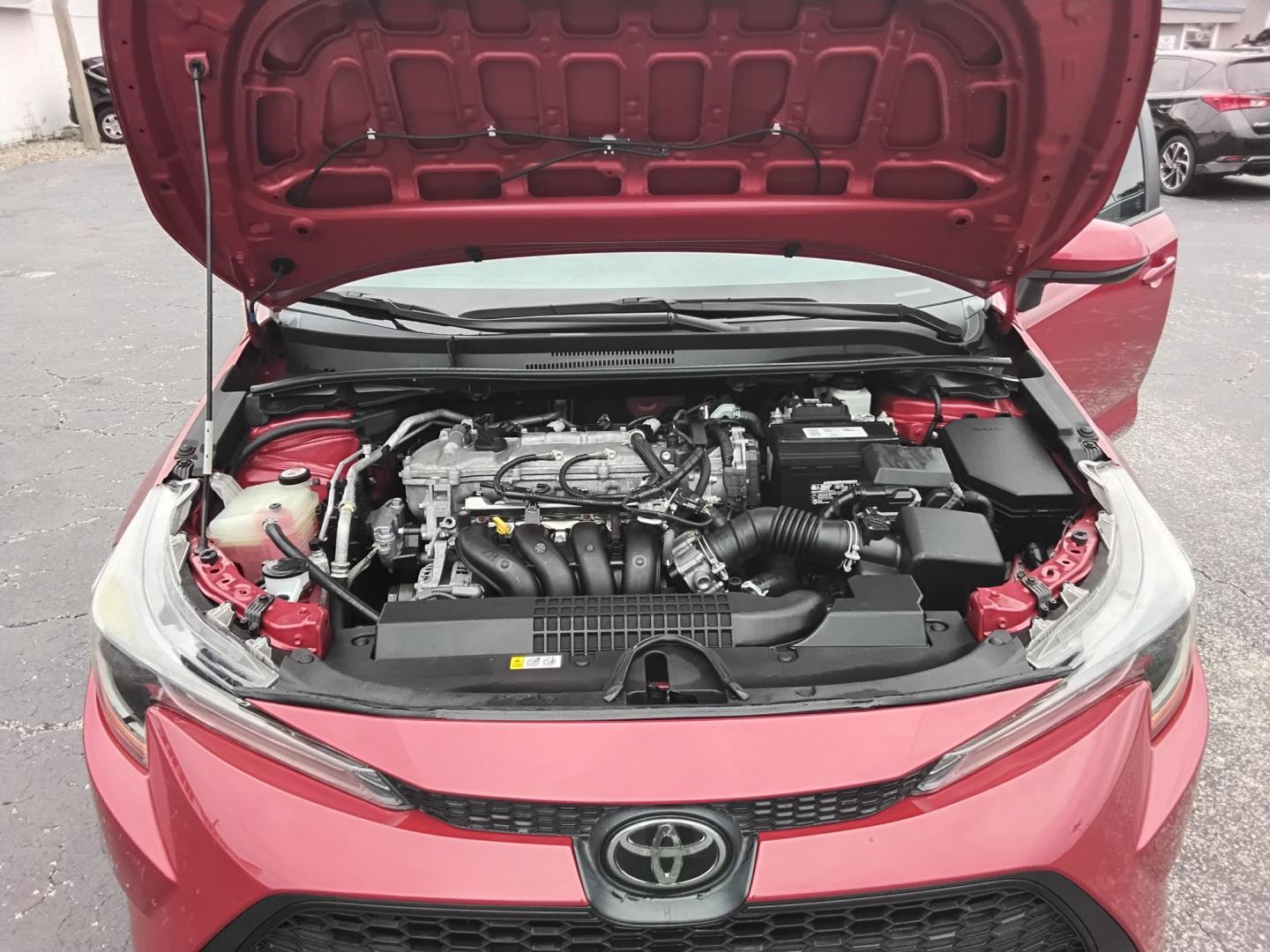 2021 RED /Grey Toyota Corolla LE (5YFEPMAE7MP) with an 1.8L L4 DOHC 16V engine, CVT transmission, located at 6112 N Florida Avenue, Tampa, FL, 33604, (888) 521-5131, 27.954929, -82.459534 - $499 DOWN PLUS TAX & TAG.- Photo#10