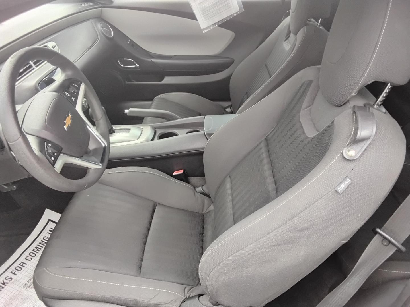 2015 GRAY /Grey Chevrolet Camaro 2LS Coupe (2G1FB1E3XF9) with an 3.6L V6 DOHC 24V FFV engine, 6A transmission, located at 6112 N Florida Avenue, Tampa, FL, 33604, (888) 521-5131, 27.954929, -82.459534 - $499 DOWN PLUS TAX & TAG- Photo#6