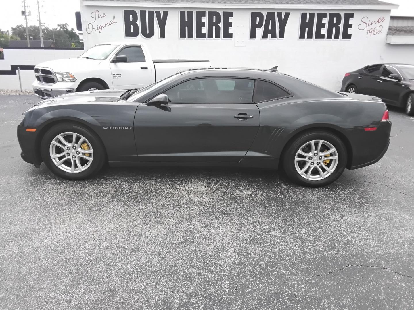 2015 GRAY /Grey Chevrolet Camaro 2LS Coupe (2G1FB1E3XF9) with an 3.6L V6 DOHC 24V FFV engine, 6A transmission, located at 6112 N Florida Avenue, Tampa, FL, 33604, (888) 521-5131, 27.954929, -82.459534 - $499 DOWN PLUS TAX & TAG- Photo#0