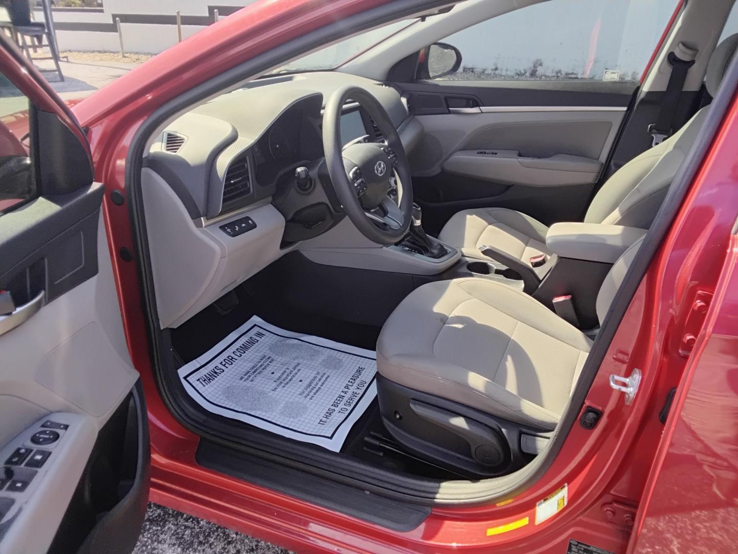 2020 RED /Beige Hyundai Elantra Limited (5NPD84LF2LH) with an 2.0L L4 DOHC 16V engine, 6A transmission, located at 6112 N Florida Avenue, Tampa, FL, 33604, (888) 521-5131, 27.954929, -82.459534 - $499 DOWN PLUS TAX & TAG.- Photo#10