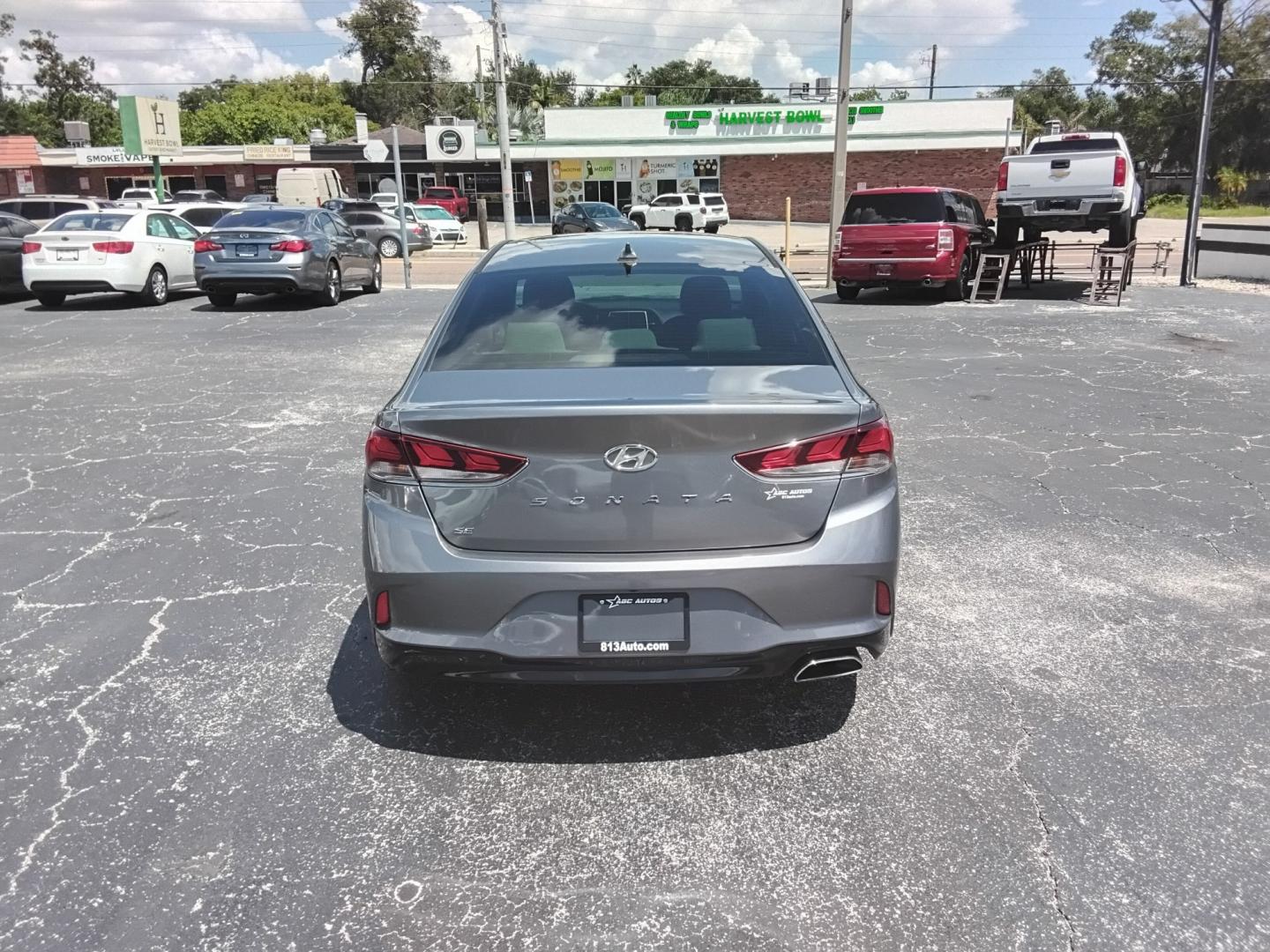 2018 GRAY /Beige Hyundai Sonata SE (5NPE24AFXJH) with an 2.4L L4 DOHC 16V engine, 7A transmission, located at 6112 N Florida Avenue, Tampa, FL, 33604, (888) 521-5131, 27.954929, -82.459534 - $499 DOWN PLUS TAX & TAG.- Photo#7