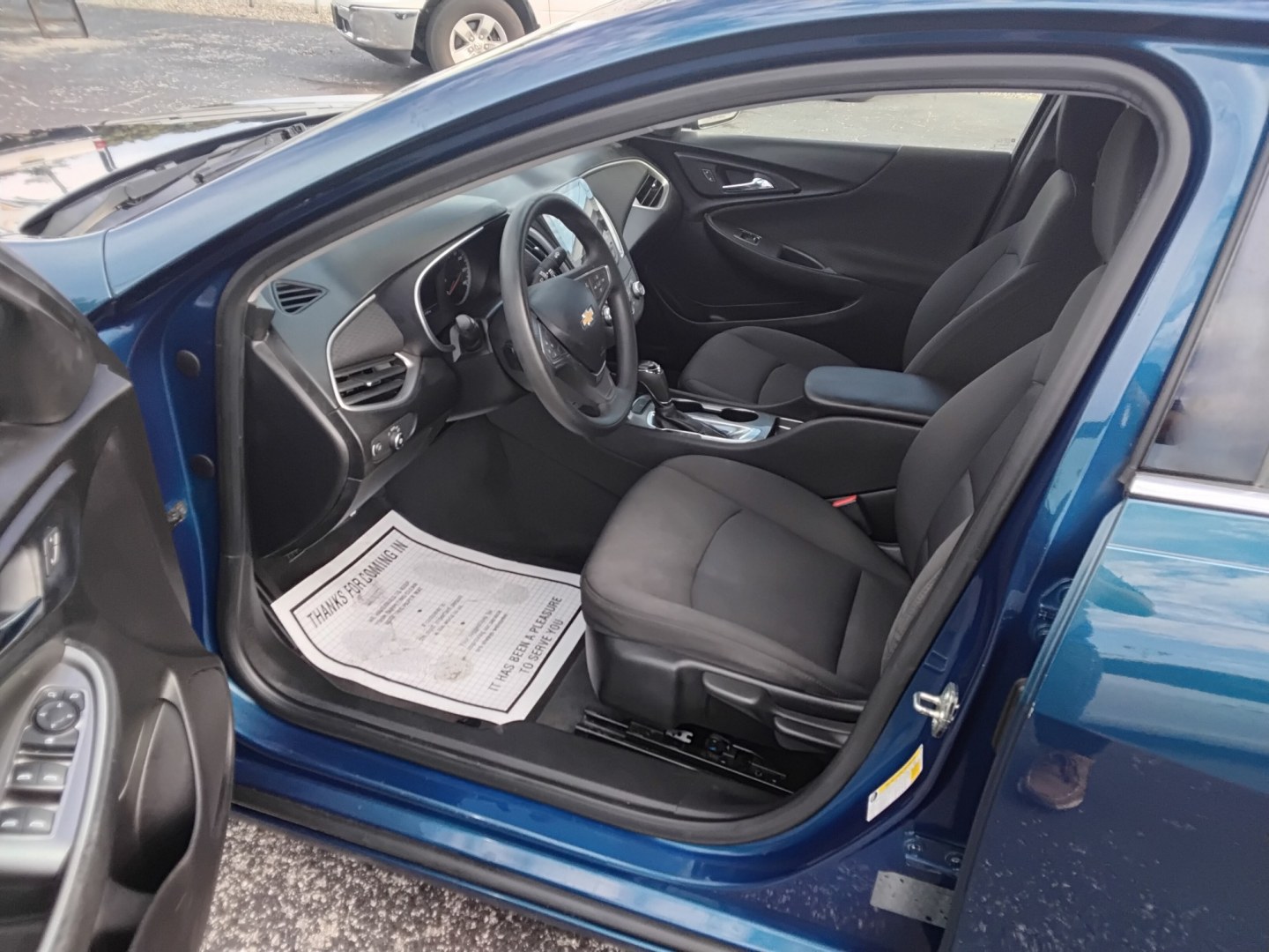 2019 BLUE /GREY Chevrolet Malibu LS (1G1ZB5ST0KF) with an 1.5L L4 DOHC 16V engine, 6A transmission, located at 6112 N Florida Avenue, Tampa, FL, 33604, (888) 521-5131, 27.954929, -82.459534 - $499 DOWN PLUS TAX & TAG.- Photo#6