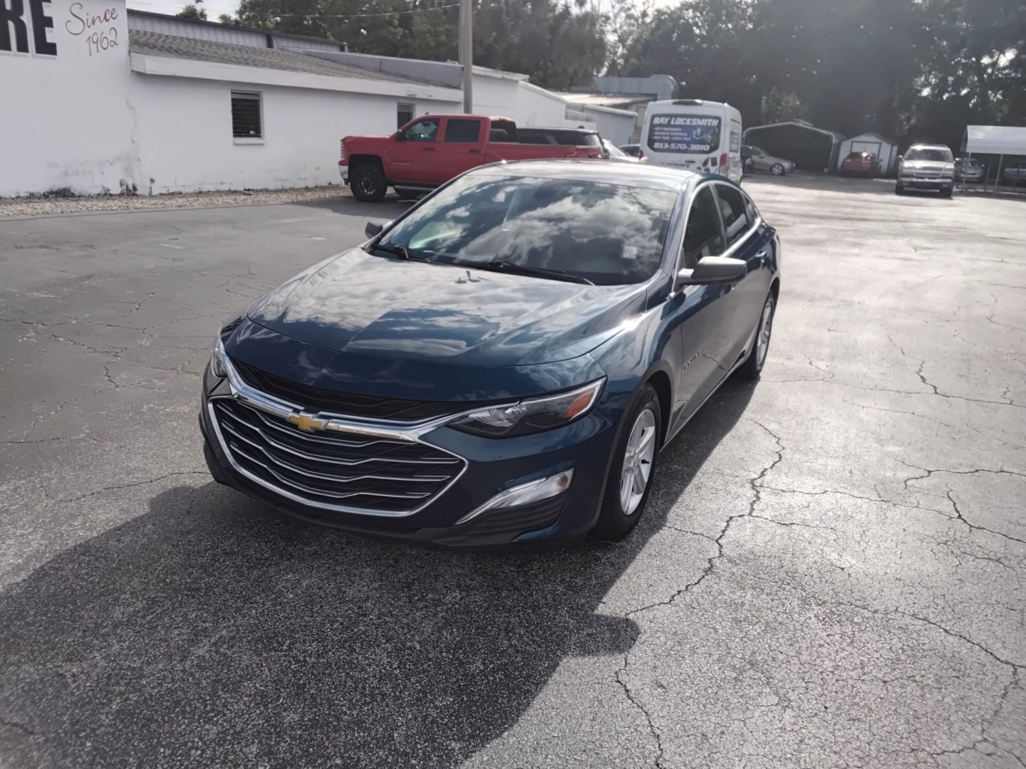 2019 BLUE /GREY Chevrolet Malibu LS (1G1ZB5ST0KF) with an 1.5L L4 DOHC 16V engine, 6A transmission, located at 6112 N Florida Avenue, Tampa, FL, 33604, (888) 521-5131, 27.954929, -82.459534 - $499 DOWN PLUS TAX & TAG.- Photo#1