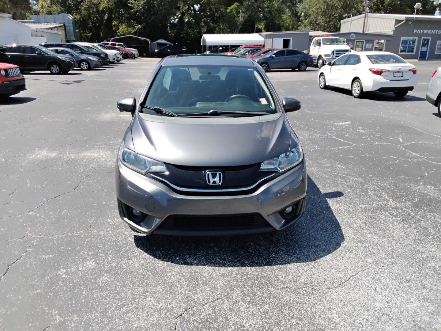 2015 SILVER /BLACK Honda Fit EX CVT (3HGGK5H87FM) with an 1.5L L4 SOHC 16V engine, CVT transmission, located at 6112 N Florida Avenue, Tampa, FL, 33604, (888) 521-5131, 27.954929, -82.459534 - $499 down plus tax tag.- Photo#2
