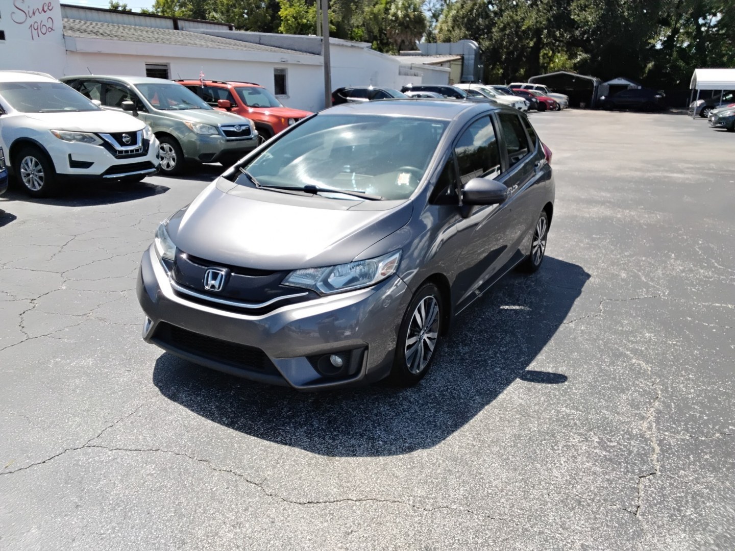 2015 SILVER /BLACK Honda Fit EX CVT (3HGGK5H87FM) with an 1.5L L4 SOHC 16V engine, CVT transmission, located at 6112 N Florida Avenue, Tampa, FL, 33604, (888) 521-5131, 27.954929, -82.459534 - $499 down plus tax tag.- Photo#1