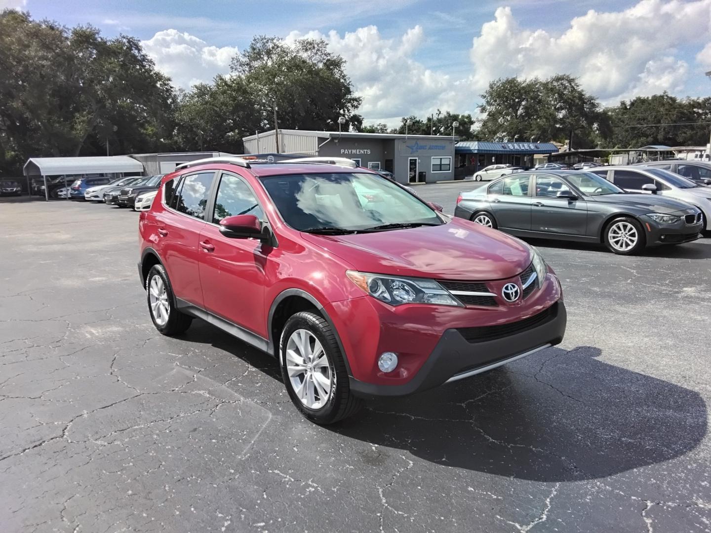 2015 RED /BLACK Toyota RAV4 Limited FWD (2T3YFREV1FW) with an 2.5L L4 DOHC 16V engine, 6-Speed Automatic transmission, located at 6112 N Florida Avenue, Tampa, FL, 33604, (888) 521-5131, 27.954929, -82.459534 - $499 down plus tax & tag.- Photo#4