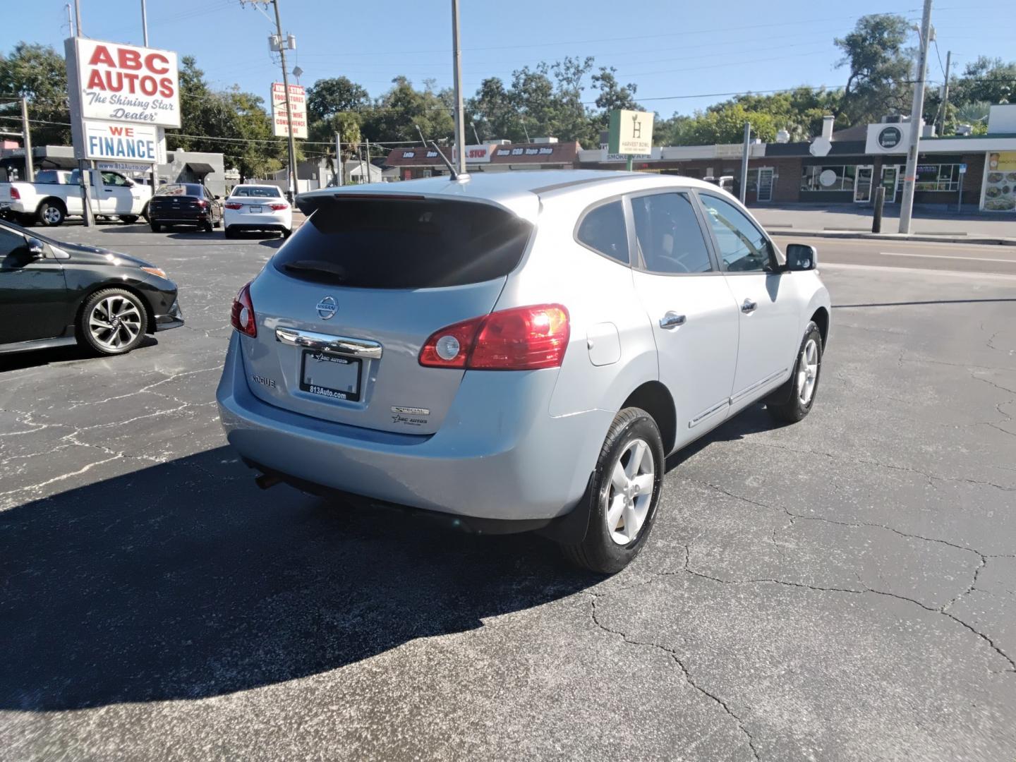 2013 BLUE /Beige Nissan Rogue S 2WD (JN8AS5MT4DW) with an 2.5L L4 DOHC 16V engine, Continuously Variable Transmission transmission, located at 6112 N Florida Avenue, Tampa, FL, 33604, (888) 521-5131, 27.954929, -82.459534 - $499 plus tax &tag.- Photo#5