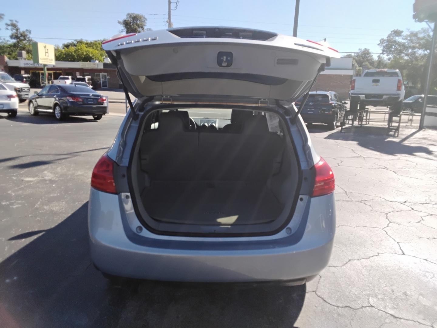 2013 BLUE /Beige Nissan Rogue S 2WD (JN8AS5MT4DW) with an 2.5L L4 DOHC 16V engine, Continuously Variable Transmission transmission, located at 6112 N Florida Avenue, Tampa, FL, 33604, (888) 521-5131, 27.954929, -82.459534 - $499 plus tax &tag.- Photo#8
