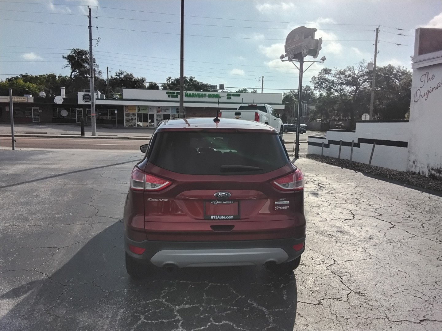 2014 RED /GREY Ford Escape SE FWD (1FMCU0GX2EU) with an 1.6L L4 DOHC 16V engine, 6-Speed Automatic transmission, located at 6112 N Florida Avenue, Tampa, FL, 33604, (888) 521-5131, 27.954929, -82.459534 - $499 down plus tax & tag.- Photo#6