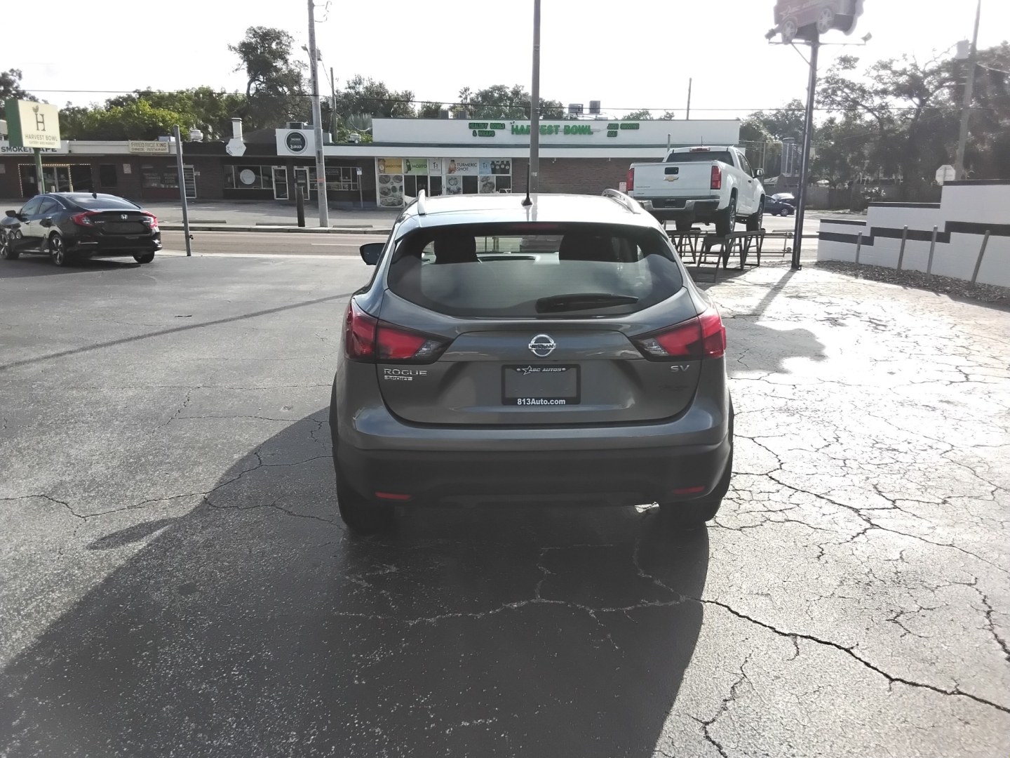 2019 GRAY /BLACK Nissan Rogue Sport SL (JN1BJ1CP6KW) with an 2.0L L4 DOHC 16V engine, CVT transmission, located at 6112 N Florida Avenue, Tampa, FL, 33604, (888) 521-5131, 27.954929, -82.459534 - $499 down plus tax & tag.- Photo#6