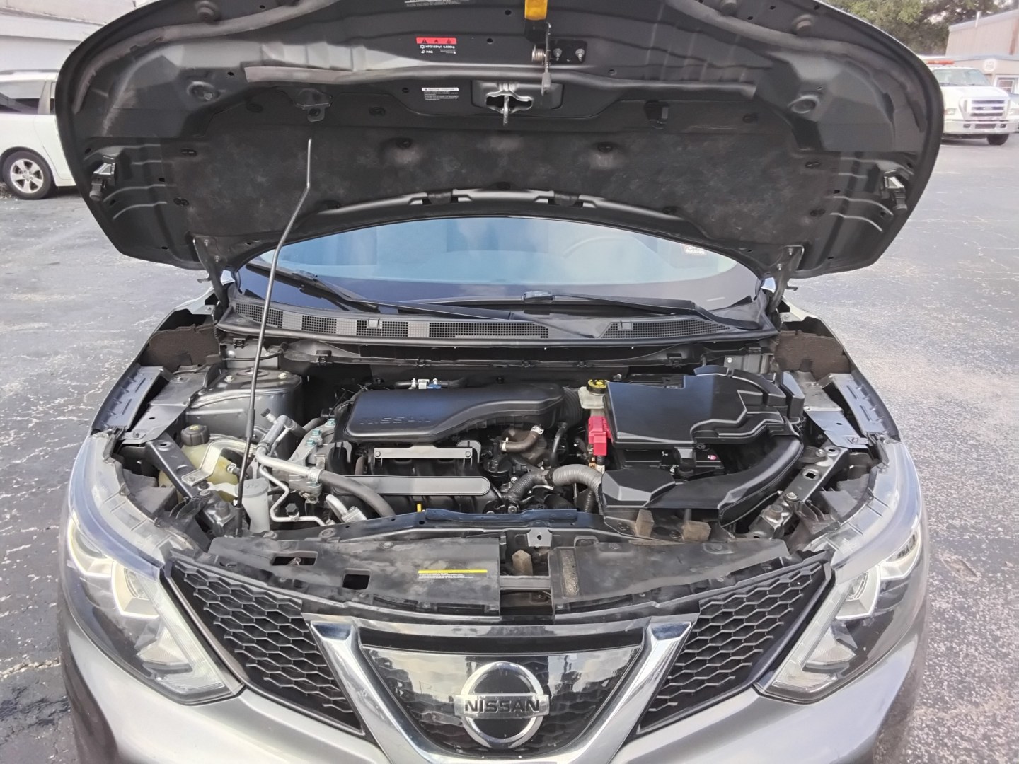 2019 GRAY /BLACK Nissan Rogue Sport SL (JN1BJ1CP6KW) with an 2.0L L4 DOHC 16V engine, CVT transmission, located at 6112 N Florida Avenue, Tampa, FL, 33604, (888) 521-5131, 27.954929, -82.459534 - $499 down plus tax & tag.- Photo#12