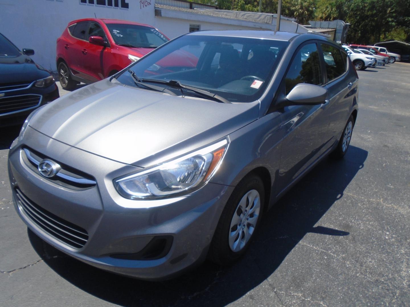 2015 Grey Hyundai Accent GS 5-Door 6A (KMHCT5AE4FU) with an 1.6L L4 DOHC 16V engine, 6-Speed Automatic transmission, located at 6112 N Florida Avenue, Tampa, FL, 33604, (888) 521-5131, 27.954929, -82.459534 - Photo#3