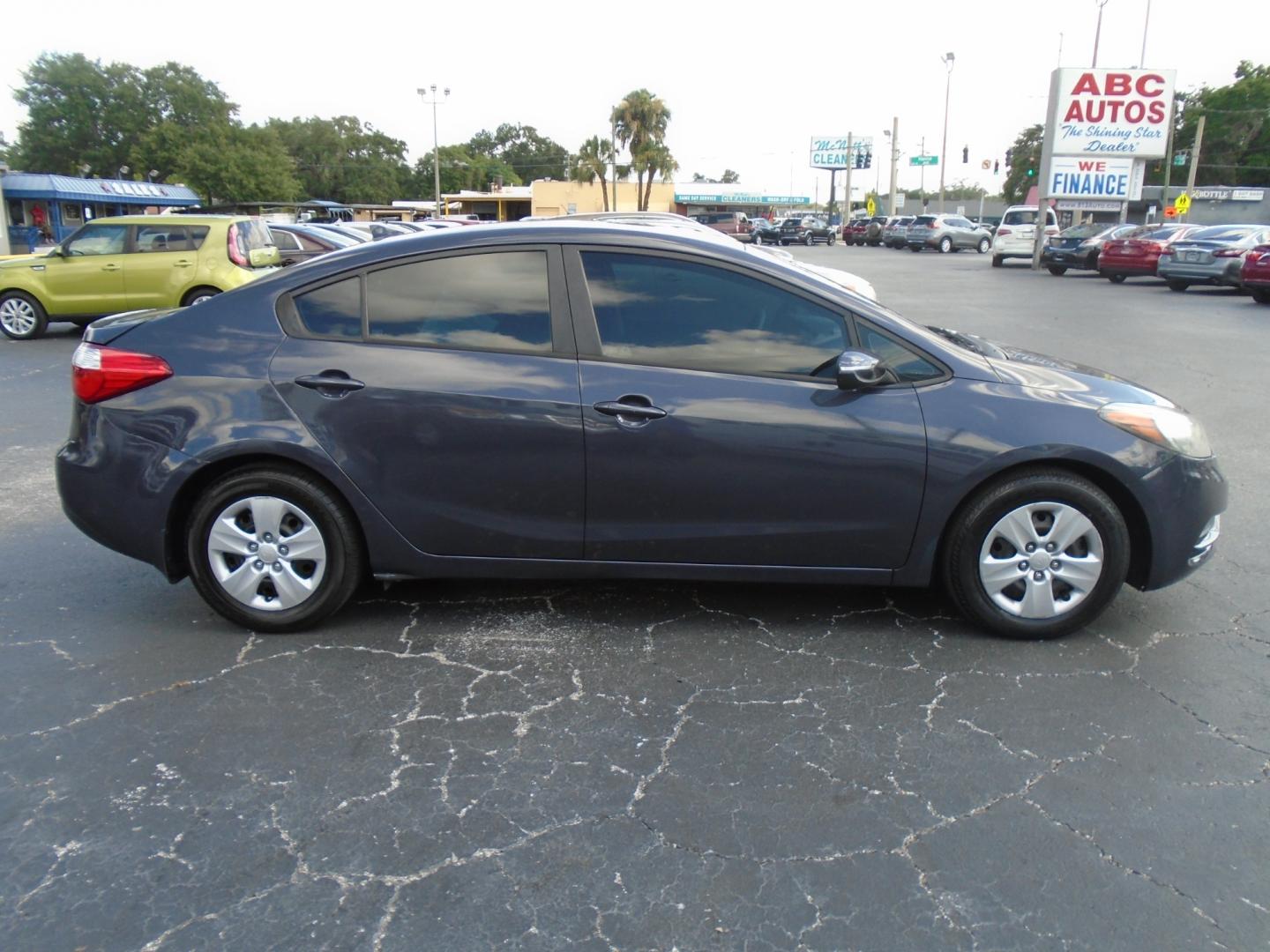 2015 Kia Forte EX (KNAFX4A61F5) with an 1.8L L4 DOHC 16V engine, 6-Speed Automatic transmission, located at 6112 N Florida Avenue, Tampa, FL, 33604, (888) 521-5131, 27.954929, -82.459534 - Photo#2