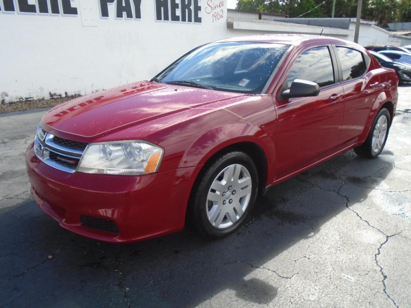 2013 Red /Black Dodge Avenger SE (1C3CDZAG3DN) with an V6, Flex Fuel, 3.6 Liter engine, Automatic, 6-Spd w/AutoStick transmission, located at 6112 N Florida Avenue, Tampa, FL, 33604, (888) 521-5131, 27.954929, -82.459534 - Photo#3