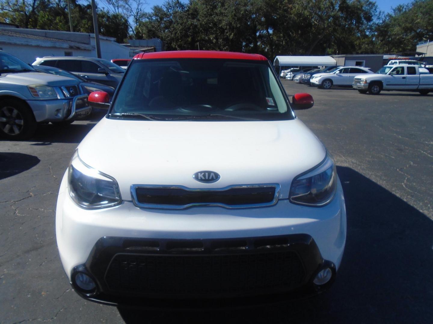 2016 White / Red Kia Soul + (KNDJP3A52G7) with an 2.0L L4 DOHC 16V engine, 6A transmission, located at 6112 N Florida Avenue, Tampa, FL, 33604, (888) 521-5131, 27.954929, -82.459534 - Photo#1