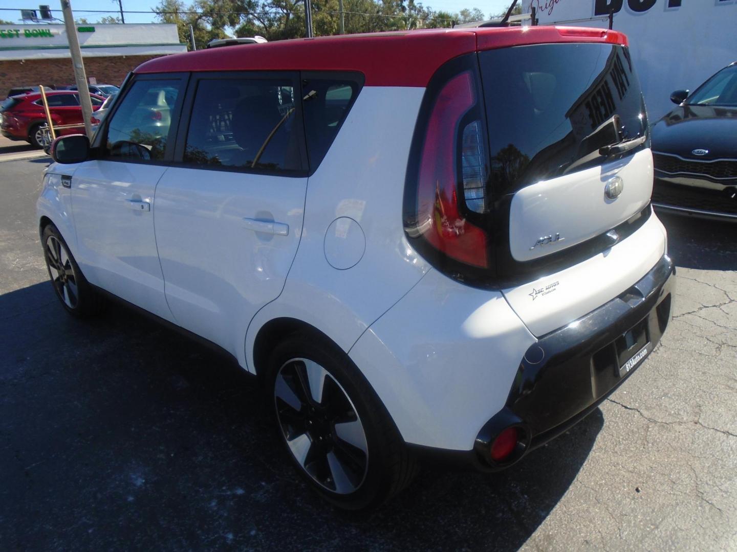 2016 White / Red Kia Soul + (KNDJP3A52G7) with an 2.0L L4 DOHC 16V engine, 6A transmission, located at 6112 N Florida Avenue, Tampa, FL, 33604, (888) 521-5131, 27.954929, -82.459534 - Photo#5