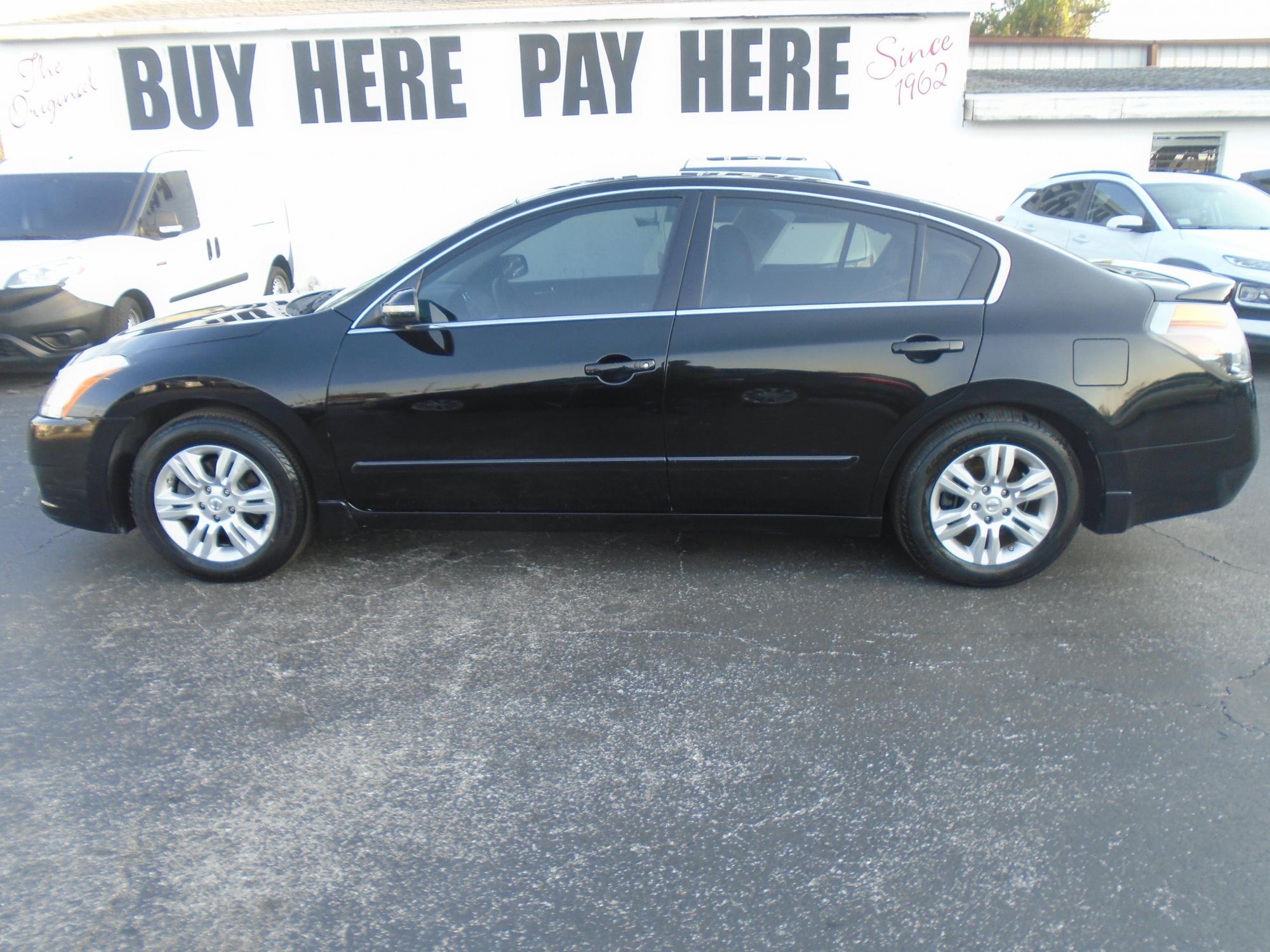 photo of 2010 Nissan Altima 2.5