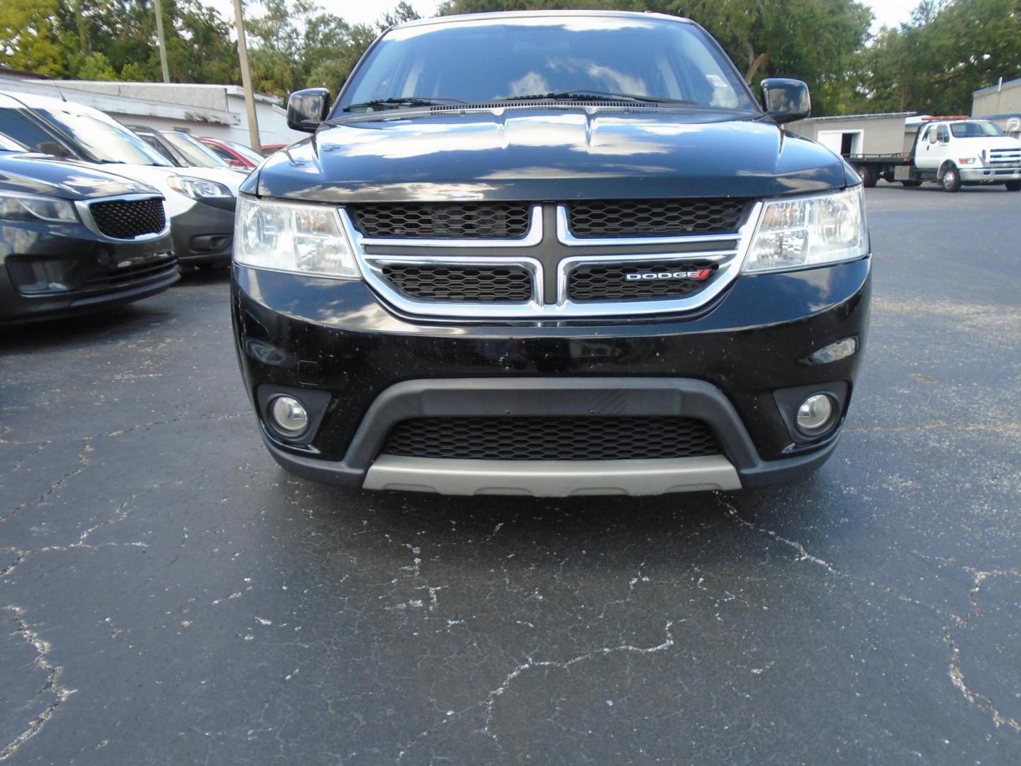 2017 BLACK /Grey DODGE JOURNEY SXT (3C4PDCBG2HT) with an V6 3.6L FFV DOHC engine, located at 6112 N Florida Avenue, Tampa, FL, 33604, (888) 521-5131, 27.954929, -82.459534 - Photo#1