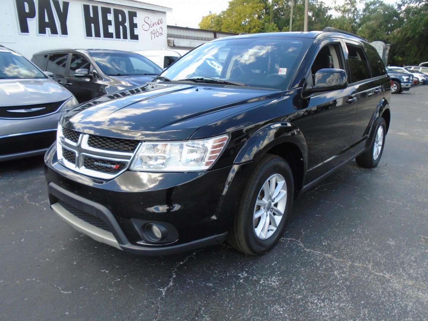 2017 BLACK /Grey DODGE JOURNEY SXT (3C4PDCBG2HT) with an V6 3.6L FFV DOHC engine, located at 6112 N Florida Avenue, Tampa, FL, 33604, (888) 521-5131, 27.954929, -82.459534 - Photo#0