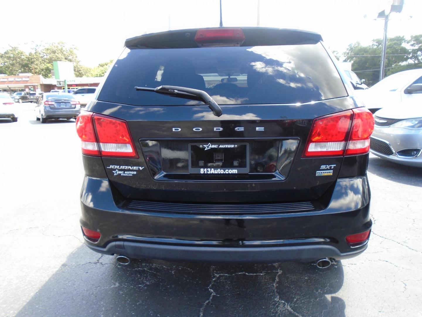 2017 BLACK /Grey DODGE JOURNEY SXT (3C4PDCBG2HT) with an V6 3.6L FFV DOHC engine, located at 6112 N Florida Avenue, Tampa, FL, 33604, (888) 521-5131, 27.954929, -82.459534 - Photo#5