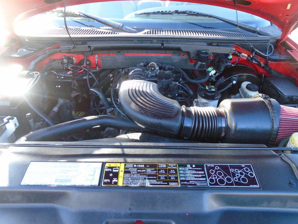 2003 RED /Tan Ford F-150 XL 2WD (1FTRF17W33N) with an 4.6L V8 SOHC 16V engine, located at 6112 N Florida Avenue, Tampa, FL, 33604, (888) 521-5131, 27.954929, -82.459534 - Photo #11