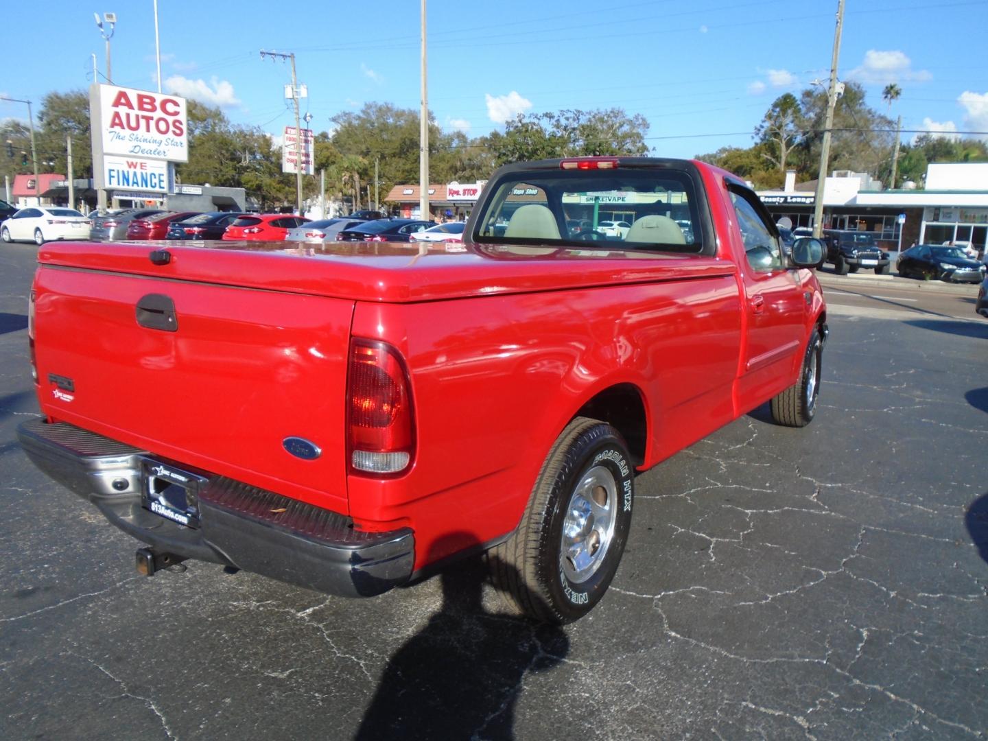 2003 RED /Tan Ford F-150 XL 2WD (1FTRF17W33N) with an 4.6L V8 SOHC 16V engine, located at 6112 N Florida Avenue, Tampa, FL, 33604, (888) 521-5131, 27.954929, -82.459534 - Photo#5