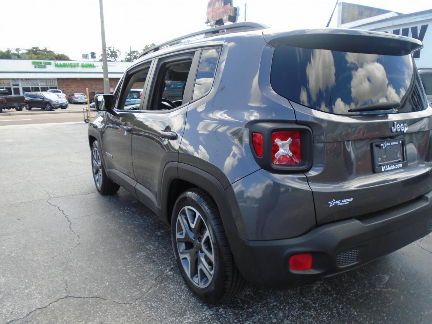 2017 Jeep Renegade Latitude FWD (ZACCJABB9HP) with an 2.4L L4 DOHC 16V engine, 6M transmission, located at 6112 N Florida Avenue, Tampa, FL, 33604, (888) 521-5131, 27.954929, -82.459534 - Photo#3