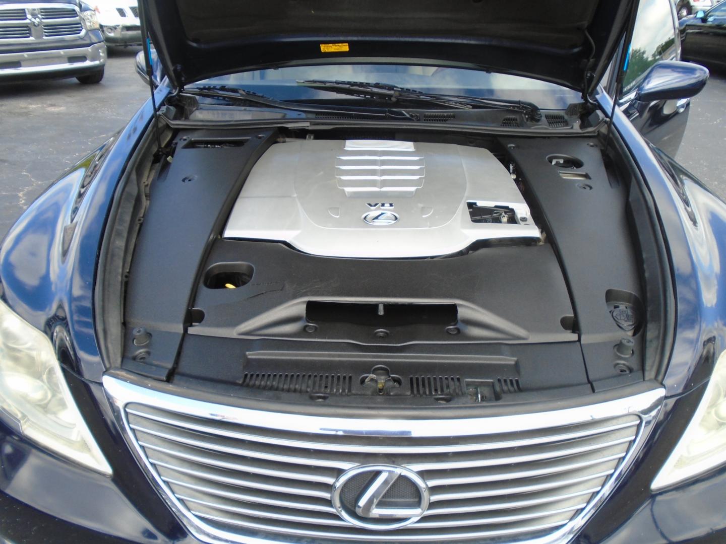 2008 Lexus LS 460 Luxury Sedan (JTHBL46F085) with an 4.6L V8 DOHC 32V engine, 8-Speed Automatic Overdrive transmission, located at 6112 N Florida Avenue, Tampa, FL, 33604, (888) 521-5131, 27.954929, -82.459534 - Photo#21