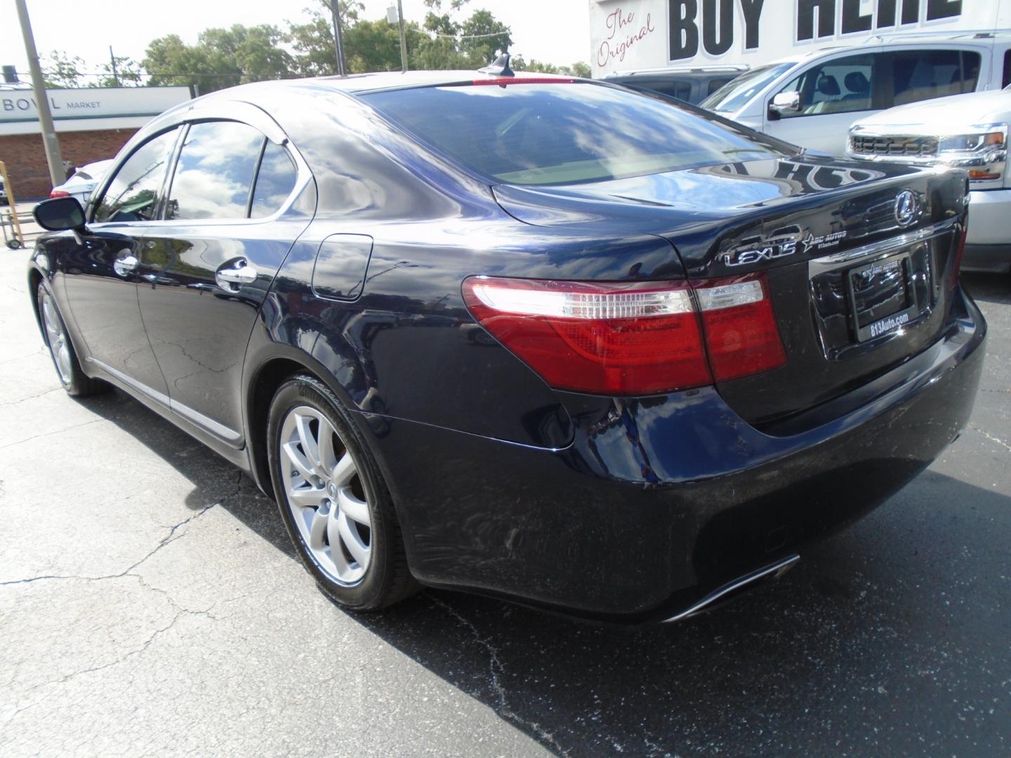 2008 Lexus LS 460 Luxury Sedan (JTHBL46F085) with an 4.6L V8 DOHC 32V engine, 8-Speed Automatic Overdrive transmission, located at 6112 N Florida Avenue, Tampa, FL, 33604, (888) 521-5131, 27.954929, -82.459534 - Photo#12