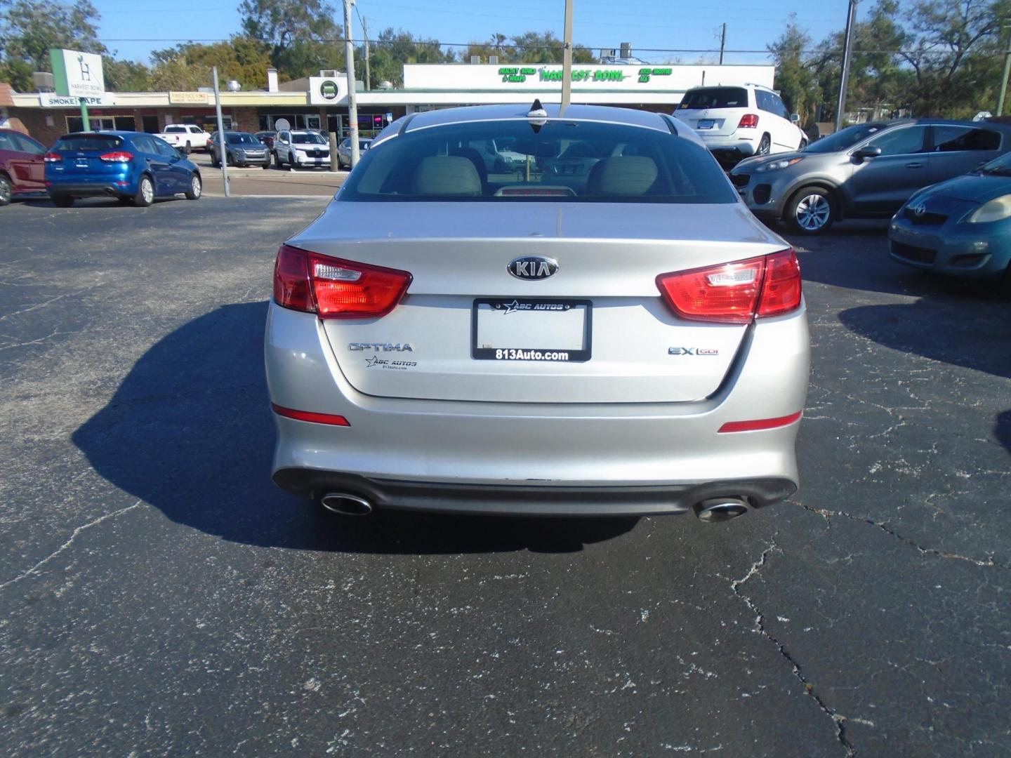 2017 Nissan Altima 2.5 S (1N4AL3AP2HC) with an 2.5L L4 DOHC 16V engine, CVT transmission, located at 6112 N Florida Avenue, Tampa, FL, 33604, (888) 521-5131, 27.954929, -82.459534 - Photo#3