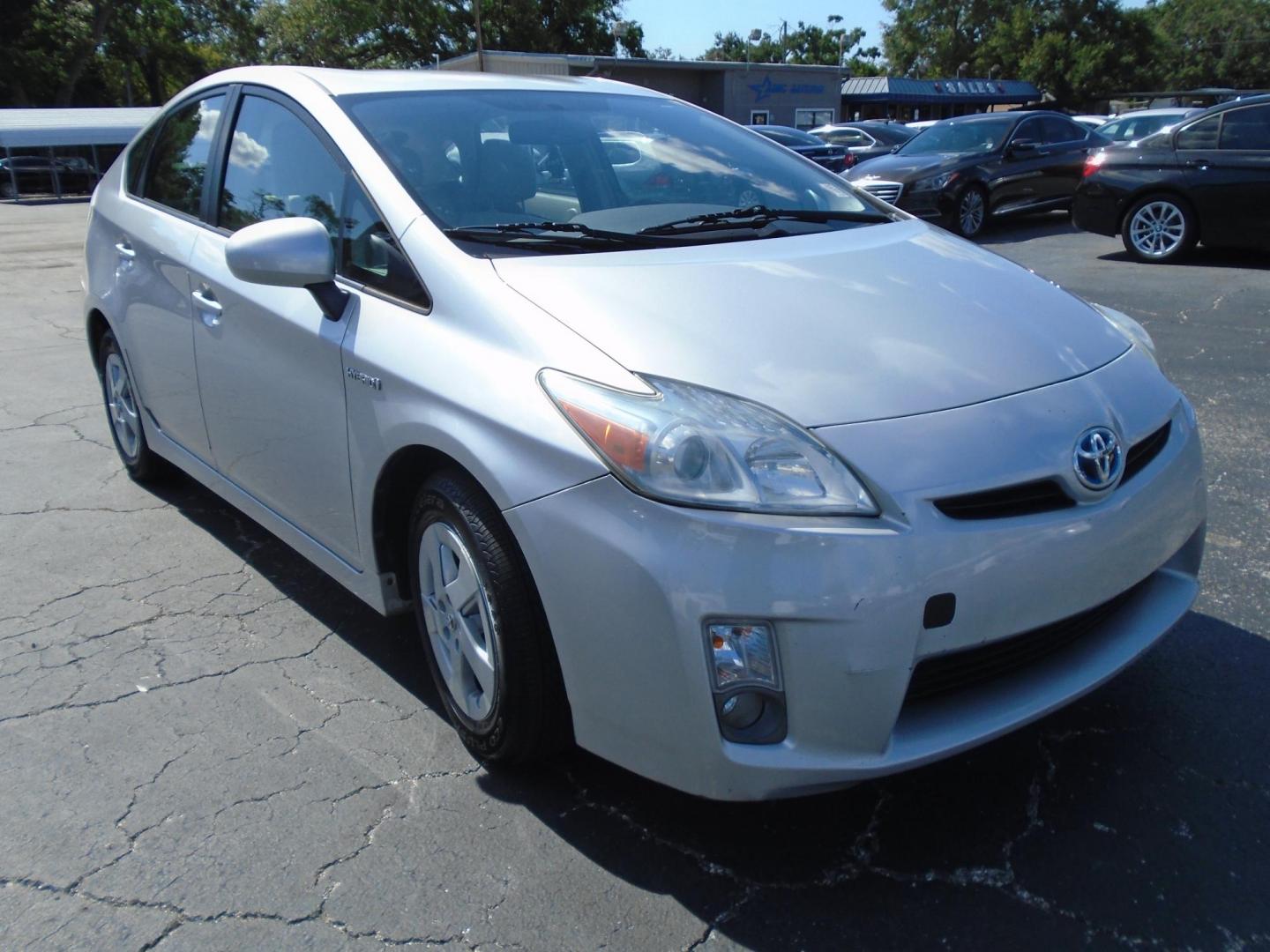 2011 Toyota Prius Prius I (JTDKN3DU7B5) with an 1.8L L4 DOHC 16V engine, Continuously Variable Transmission transmission, located at 6112 N Florida Avenue, Tampa, FL, 33604, (888) 521-5131, 27.954929, -82.459534 - Photo#3
