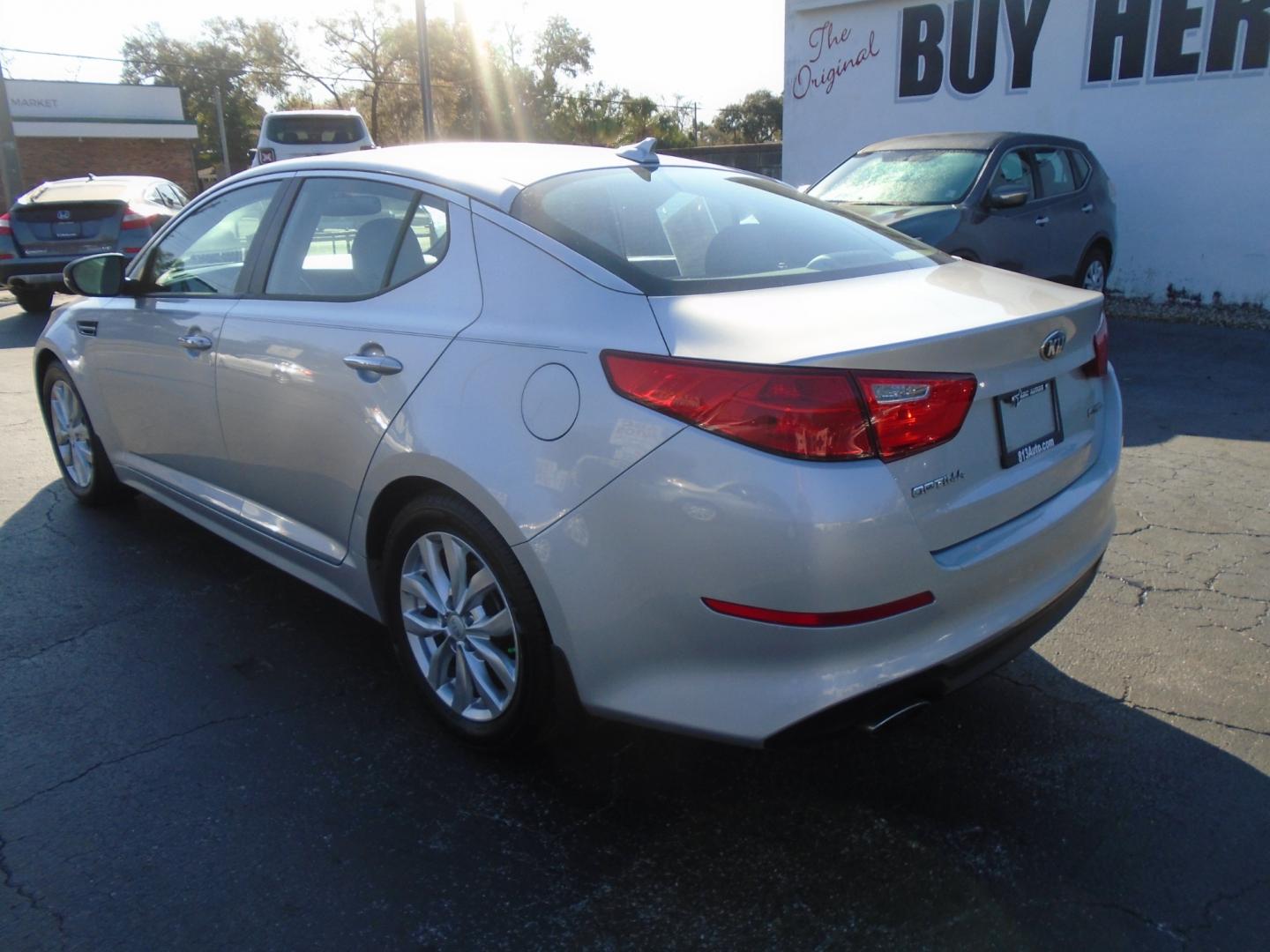 2014 Kia Optima EX (5XXGN4A73EG) with an 2.4L L4 DOHC 16V engine, 6-Speed Automatic transmission, located at 6112 N Florida Avenue, Tampa, FL, 33604, (888) 521-5131, 27.954929, -82.459534 - Photo#4