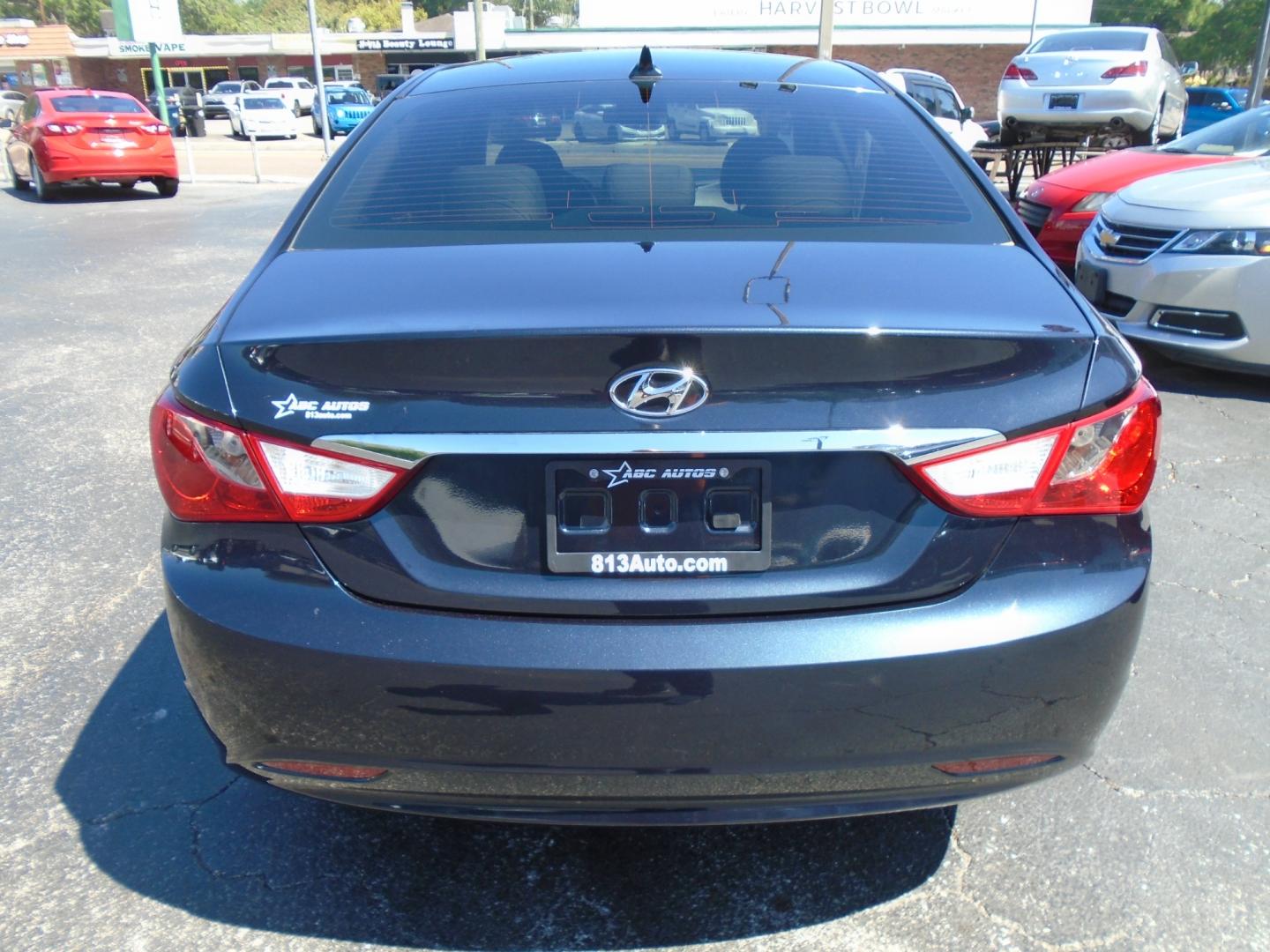 2011 Hyundai Sonata GLS Auto (5NPEB4AC4BH) with an 2.4L L4 DOHC 16V engine, 5-Speed Automatic transmission, located at 6112 N Florida Avenue, Tampa, FL, 33604, (888) 521-5131, 27.954929, -82.459534 - Photo#6