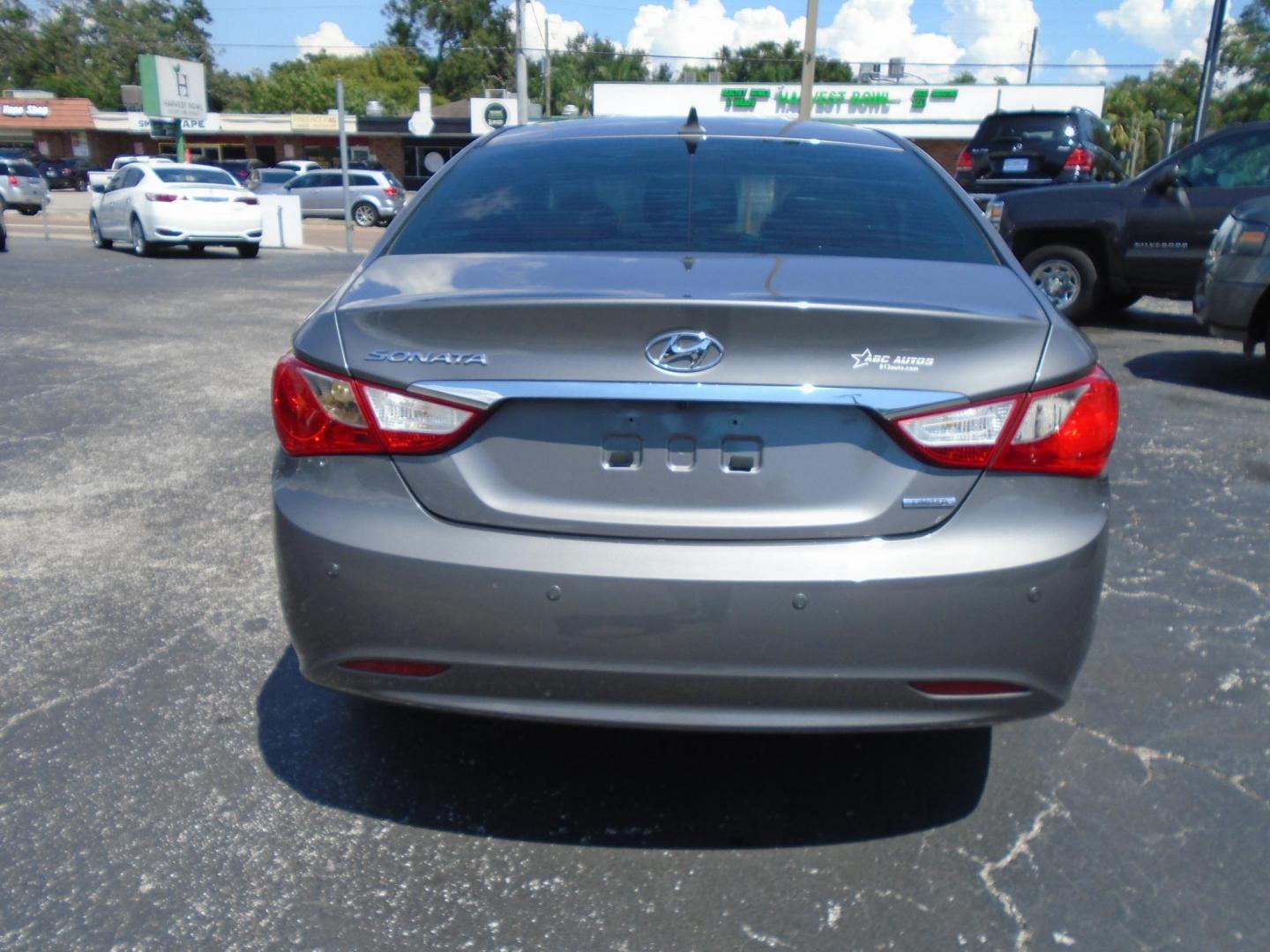 2011 GRAY /BLACK Hyundai Sonata Limited Auto (5NPEC4ACXBH) with an 2.4L L4 DOHC 16V engine, 5-Speed Automatic transmission, located at 6112 N Florida Avenue, Tampa, FL, 33604, (888) 521-5131, 27.954929, -82.459534 - 499$ down plus tax & tag. - Photo#3