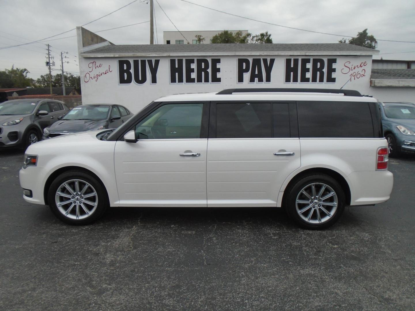 2013 Ford Flex Limited FWD (2FMGK5D86DB) with an 3.5L V6 DOHC 24V engine, 6-Speed Automatic Overdrive transmission, located at 6112 N Florida Avenue, Tampa, FL, 33604, (888) 521-5131, 27.954929, -82.459534 - Photo#0