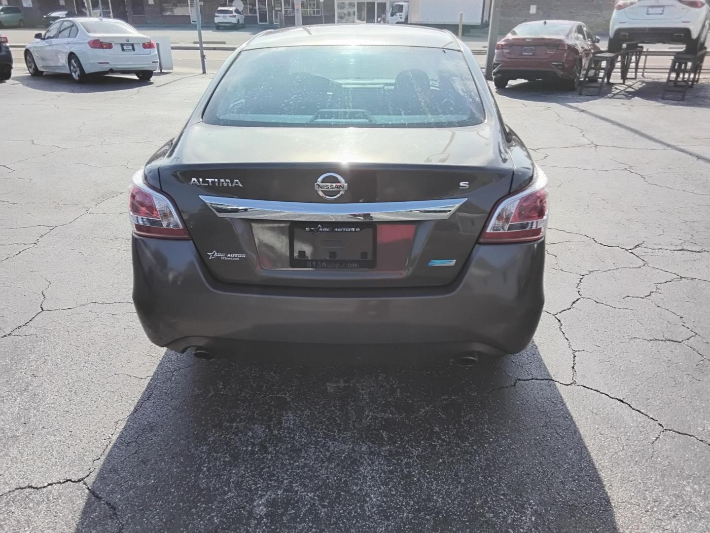 2013 BRONZE /BLACK Nissan Altima 2.5 S (1N4AL3AP7DC) with an 2.5L L4 DOHC 16V engine, located at 6112 N Florida Avenue, Tampa, FL, 33604, (888) 521-5131, 27.954929, -82.459534 - $499 DOWN PLUS TAX & TAG. - Photo#7