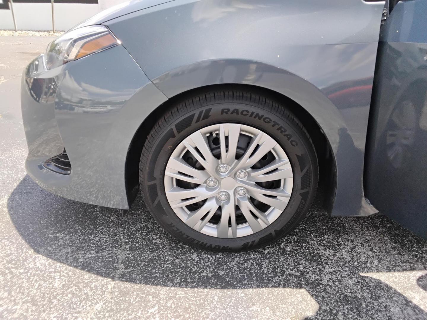 2017 GRAY /Beige Toyota Corolla L CVT (2T1BURHE8HC) with an 1.8L L4 DOHC 16V engine, CVT transmission, located at 6112 N Florida Avenue, Tampa, FL, 33604, (888) 521-5131, 27.954929, -82.459534 - $499 DOWN PLUS TAX & TAG.- Photo#7