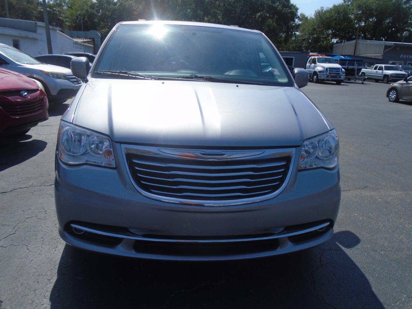 2016 Chrysler Town & Country Touring (2C4RC1BGXGR) with an 3.6L V6 DOHC 24V engine, 6A transmission, located at 6112 N Florida Avenue, Tampa, FL, 33604, (888) 521-5131, 27.954929, -82.459534 - Photo#1