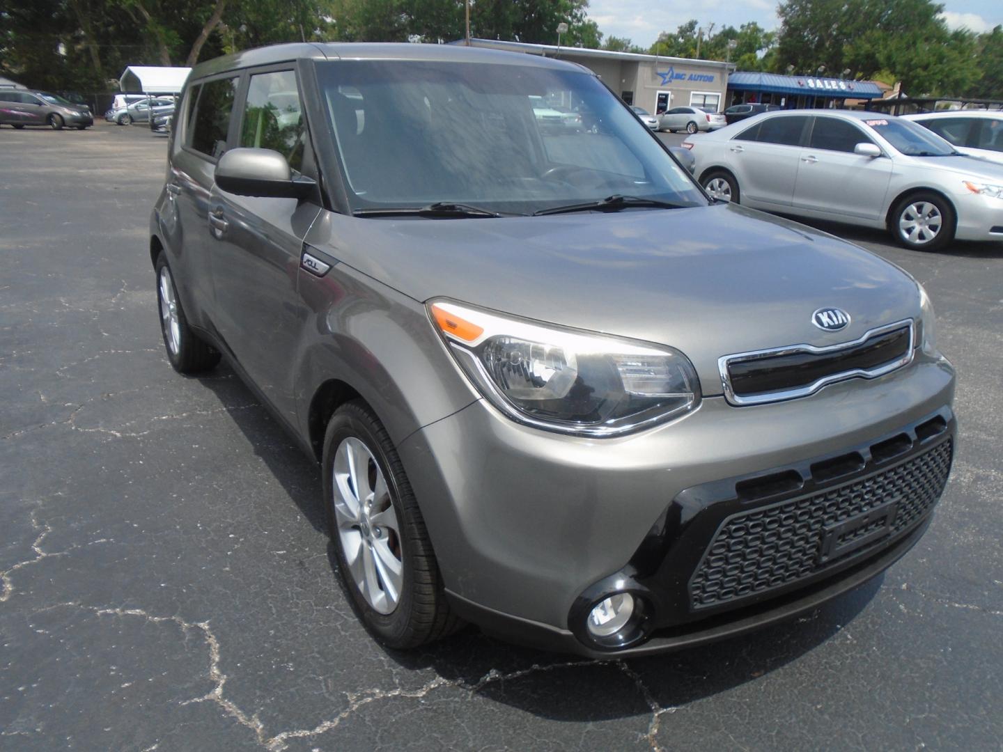 2016 Kia Soul + (KNDJP3A53G7) with an 2.0L L4 DOHC 16V engine, 6A transmission, located at 6112 N Florida Avenue, Tampa, FL, 33604, (888) 521-5131, 27.954929, -82.459534 - Photo#2