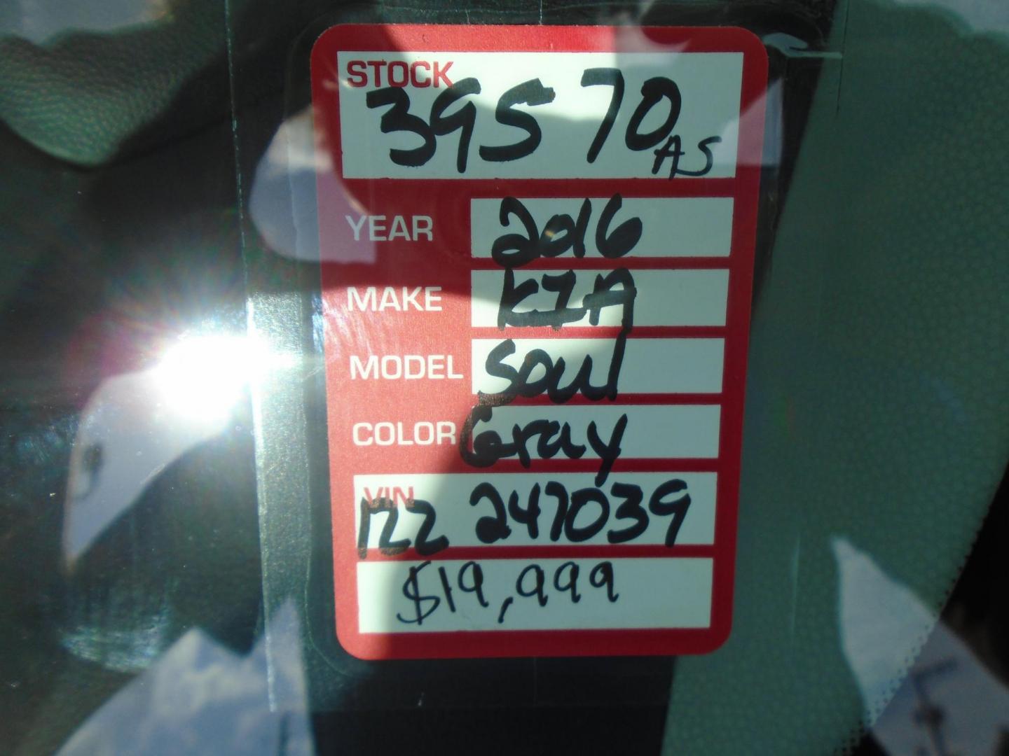 2016 GRAY /Grey Kia Soul + (KNDJP3A53G7) with an 2.0L L4 DOHC 16V engine, 6A transmission, located at 6112 N Florida Avenue, Tampa, FL, 33604, (888) 521-5131, 27.954929, -82.459534 - 499 DOWN PLUS TAX & TAG - Photo#12